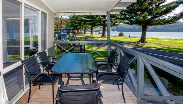 Condo Spa waterfront accommodation in Narooma NSW